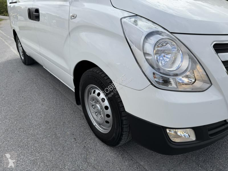 Veículo utilitário Hyundai H-1