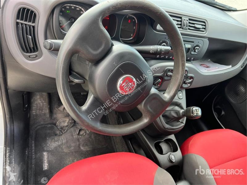 Veículo utilitário Fiat Cargo Van
