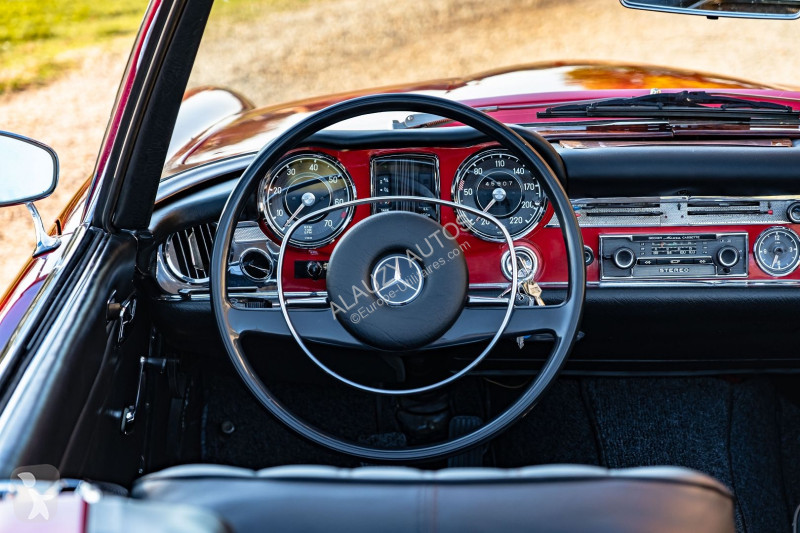 Užitkové vozidlo Mercedes 280 2.8 280 170 PAGODE