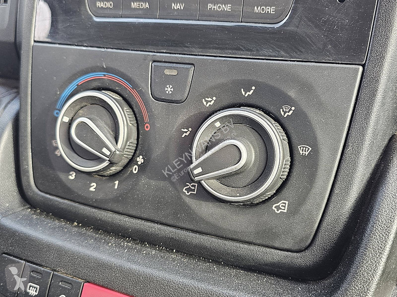 Véhicule utilitaire Peugeot 2.0 Kipper Airco...