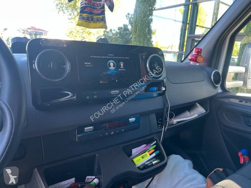 Véhicule utilitaire Mercedes 519 CDI