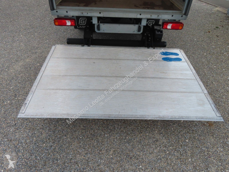 Užitkové vozidlo Iveco 35C16  3,0  Möbelkoffer...