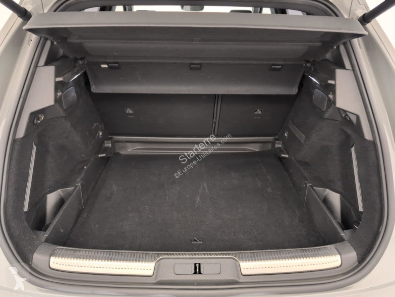 Véhicule utilitaire DS