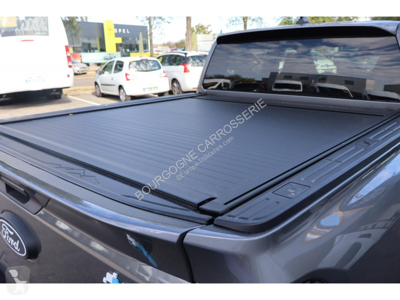Véhicule utilitaire Ford