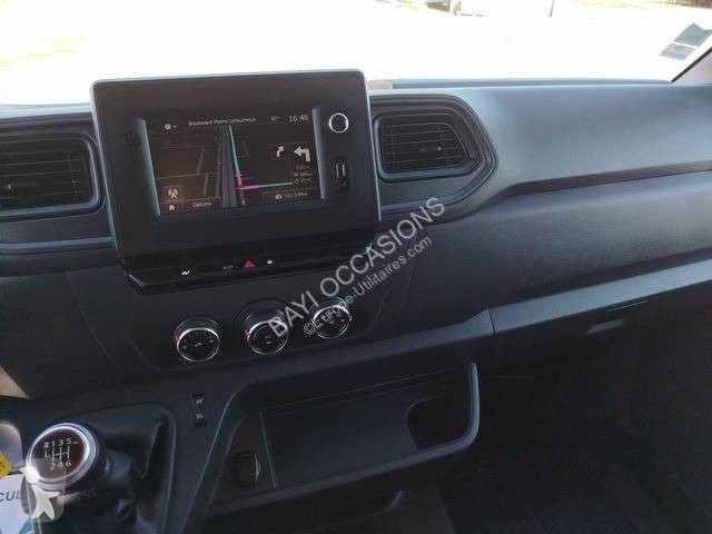 Véhicule utilitaire Renault L3H2 DCI 135