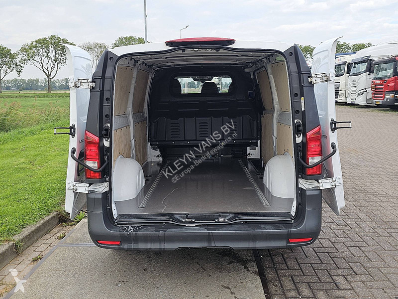 Véhicule utilitaire Mercedes 116 L3 XL Mbux...
