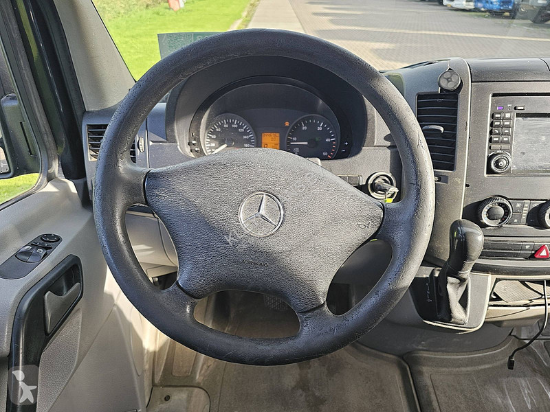 Véhicule utilitaire Mercedes