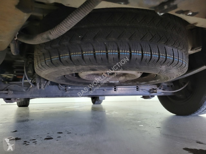 Véhicule utilitaire Ford 300 2.0 TDCI L1H1...