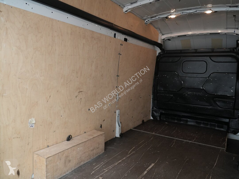Véhicule utilitaire Ford e 184pk E-