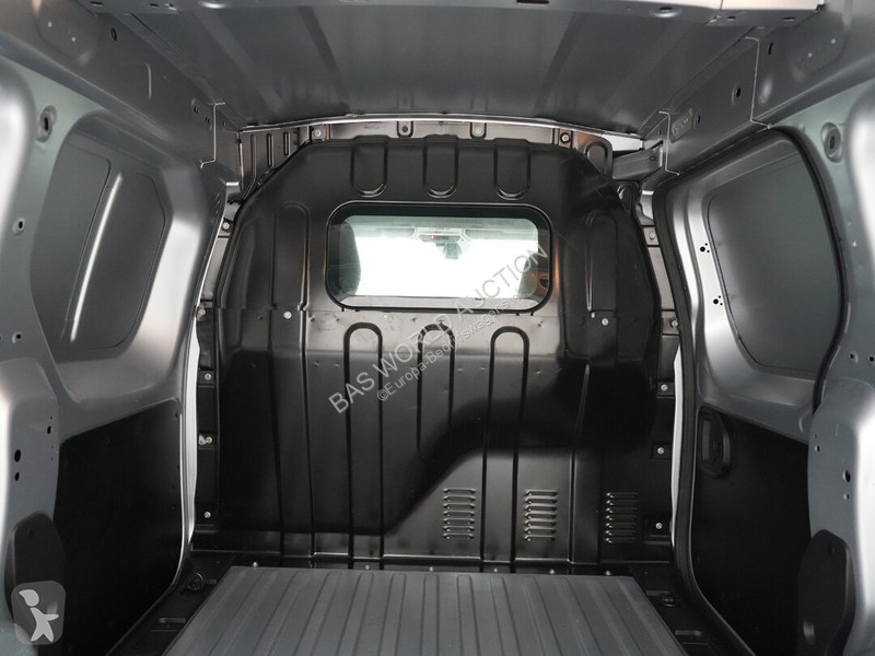 Veicolo commerciale Renault 102pk