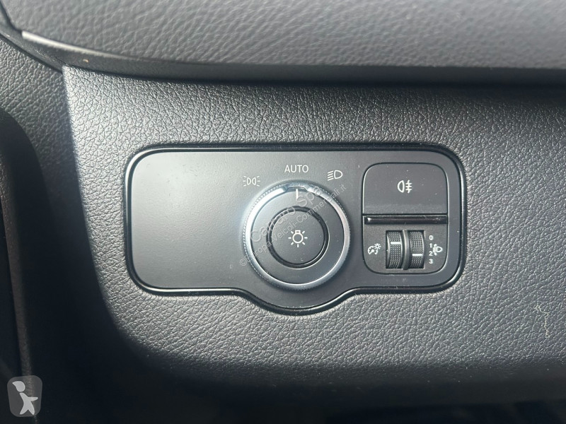 Veicolo commerciale Mercedes III