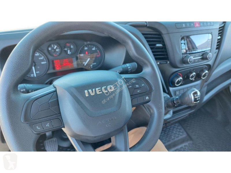 Veicolo commerciale Iveco 35S14