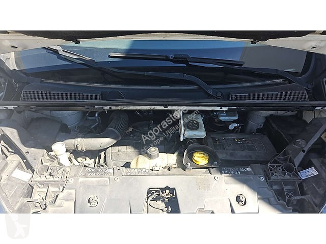 Véhicule utilitaire Renault TRAFIC