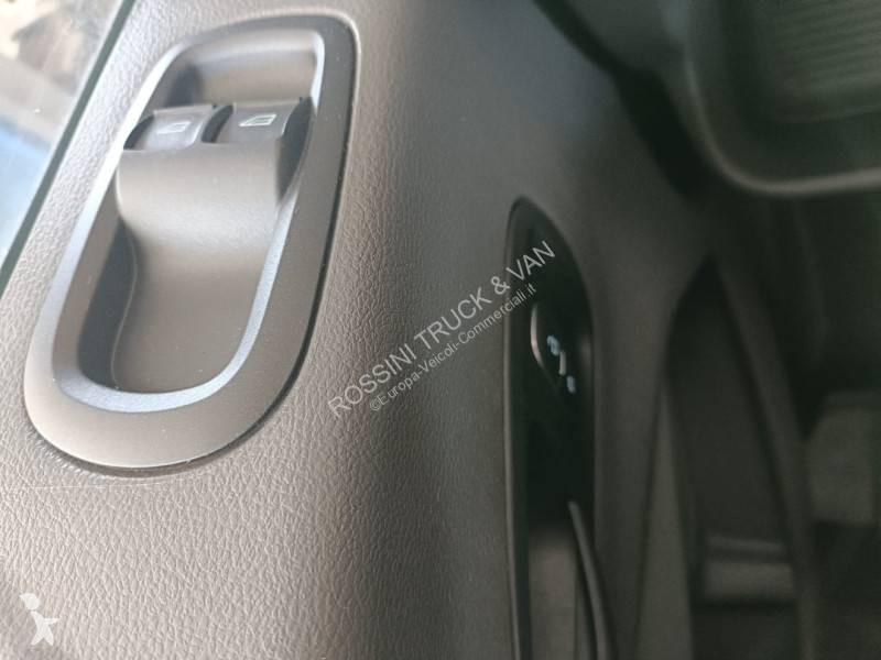 Veicolo commerciale Ford 130
