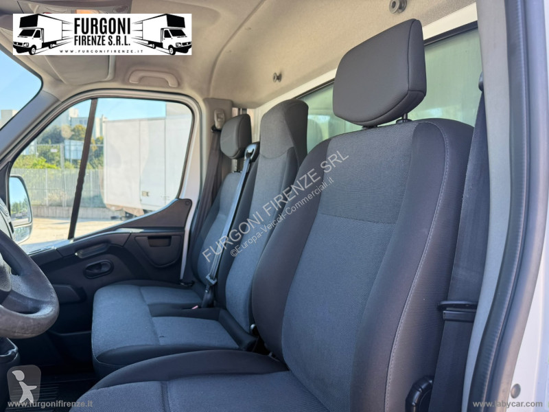 Veicolo commerciale Renault T35 2.3 dCi/130 TP...