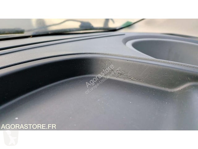 Коммерческий автомобиль