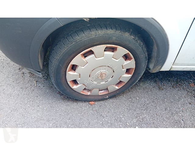 Коммерческий автомобиль Opel COMBO