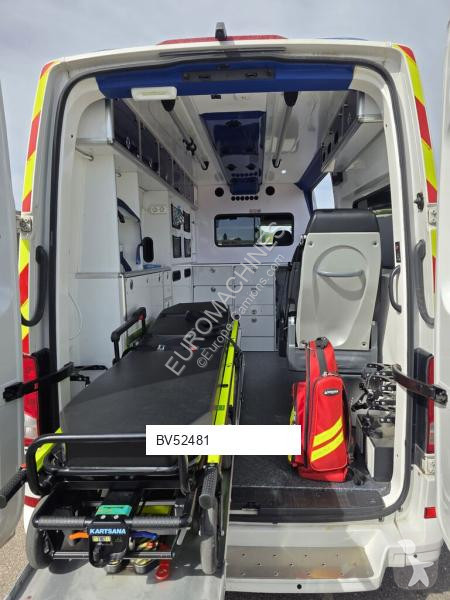 Коммерческий автомобиль Volkswagen CRAFTER 2023...