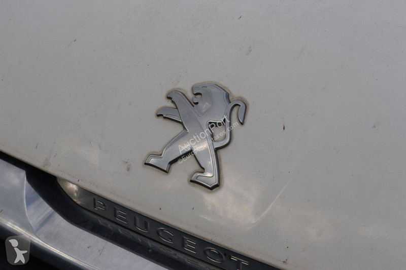 Peugeot  van