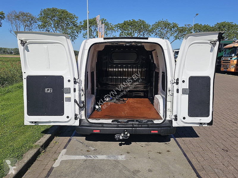 Nyttofordon Nissan ac aut wltp 200 kms E