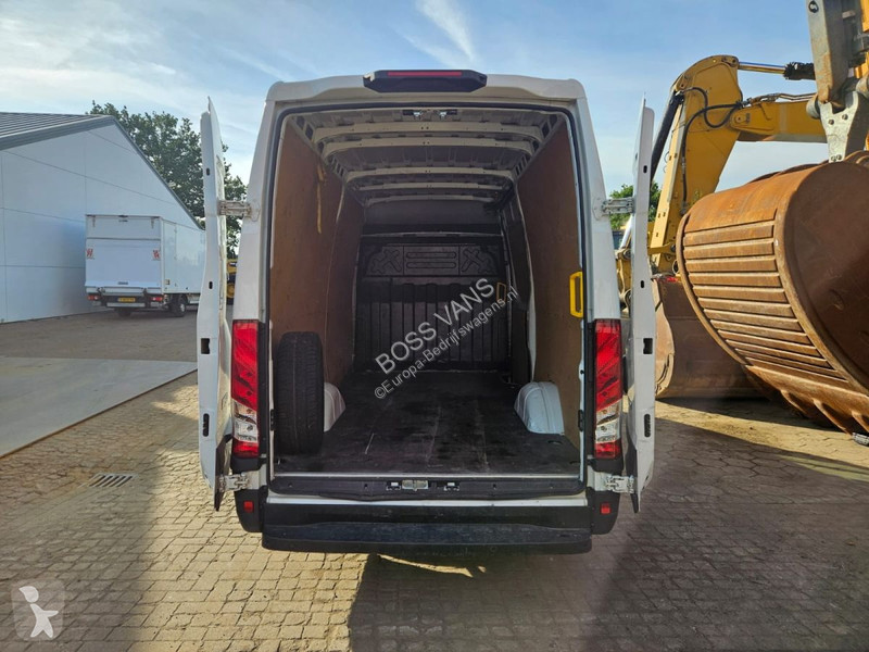 Iveco 35S14 2.3 140PK L2H2 Cruise Control 3.5t...