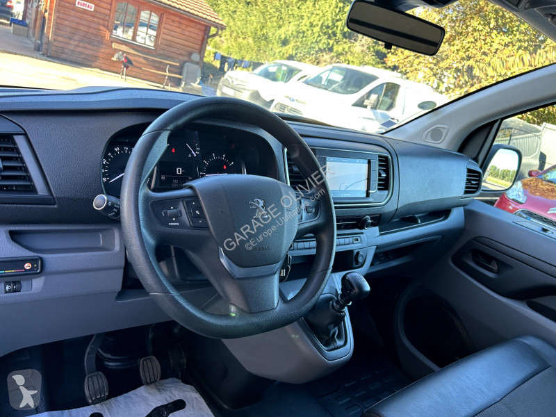 Коммерческий автомобиль Peugeot Standard...