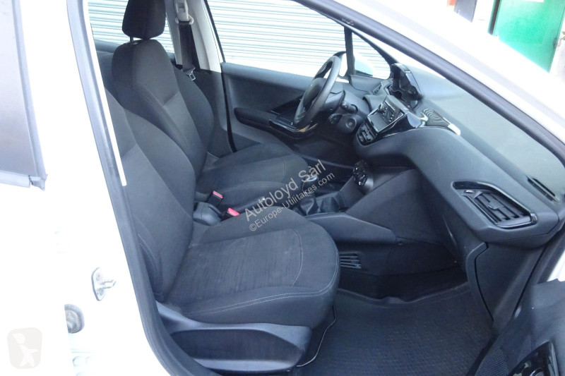 Коммерческий автомобиль Peugeot STE 1,6 HDI 99