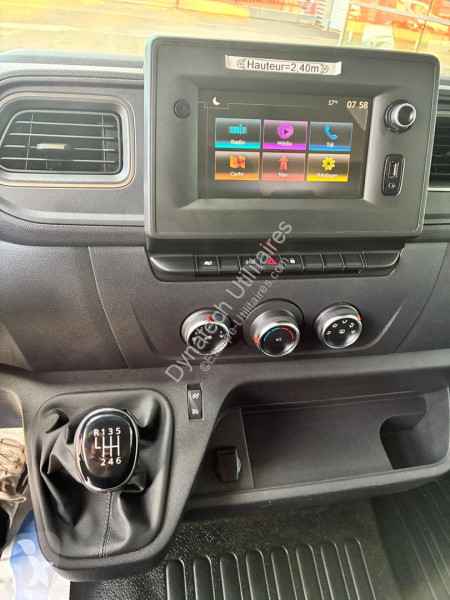Коммерческий автомобиль Renault MASTER III FG...