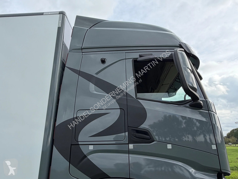 Nyttofordon Iveco  S-WAY