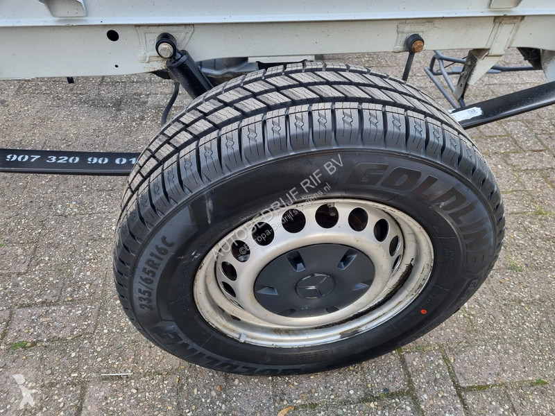 Nyttofordon Mercedes 319 CDI Chassis cabine DC...