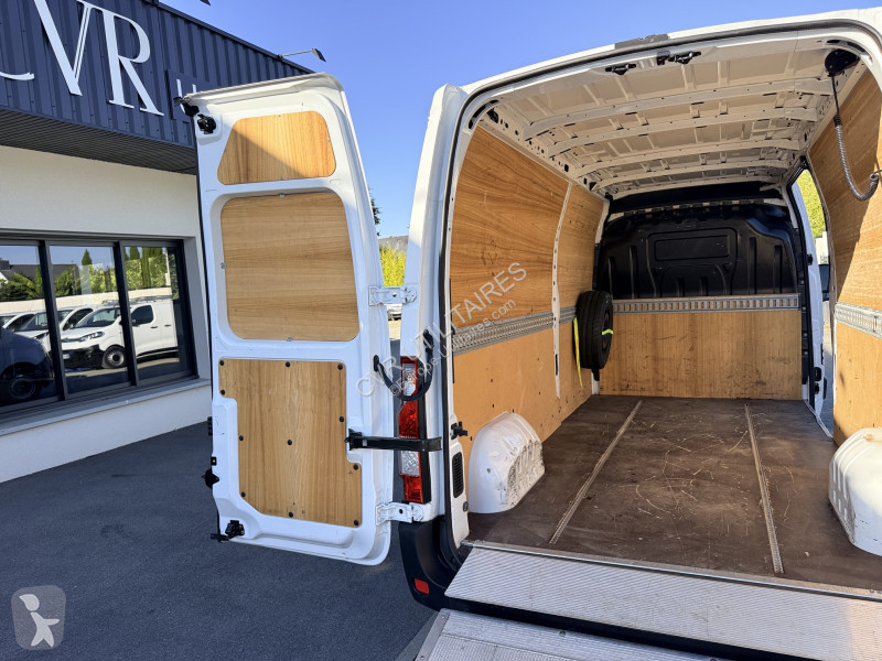Nyttofordon Renault 2.3 DCI 145