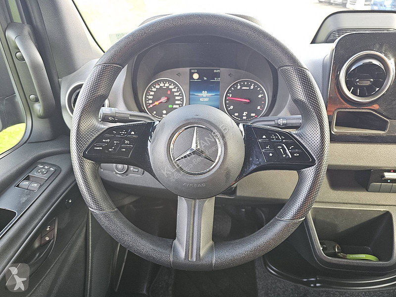 Autoutilitară Mercedes 317 L2H2 Mbux10 LED