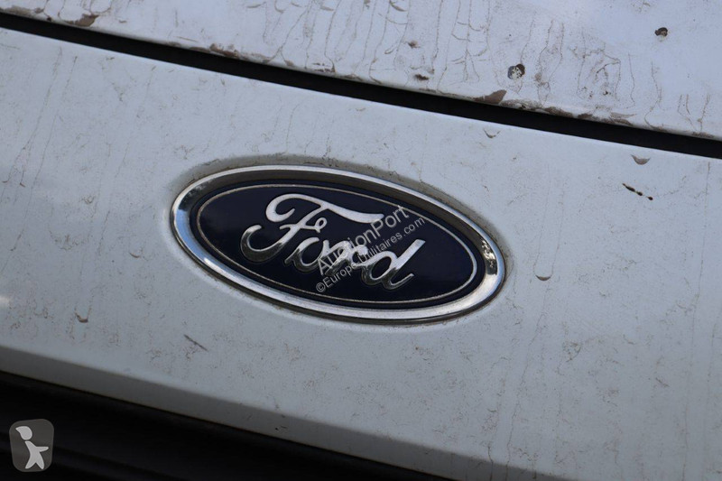Furgoneta Ford Courier
