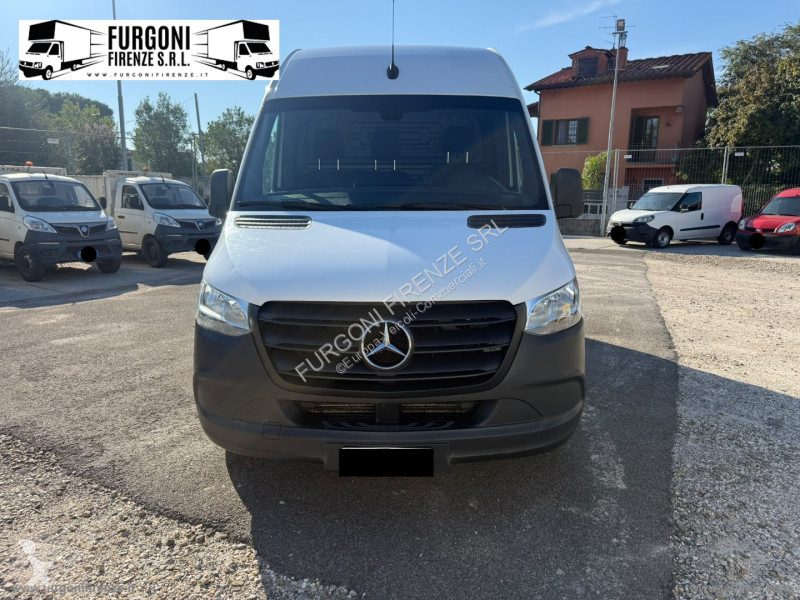 عربة نفعية Mercedes F32/30 214CDI TN Furg. Pro