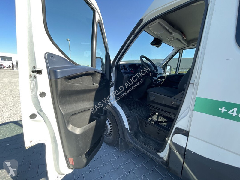 عربة نفعية Iveco