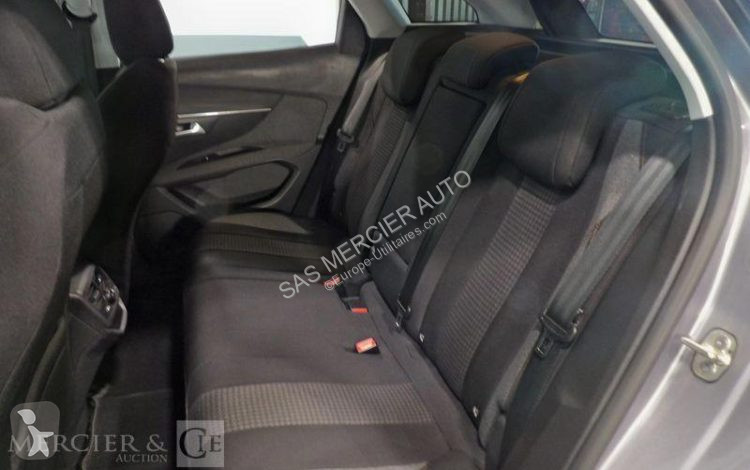 Samochód dostawczy Peugeot