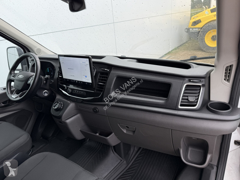 Samochód dostawczy Ford 68kWh 184PK L2H2 317km...