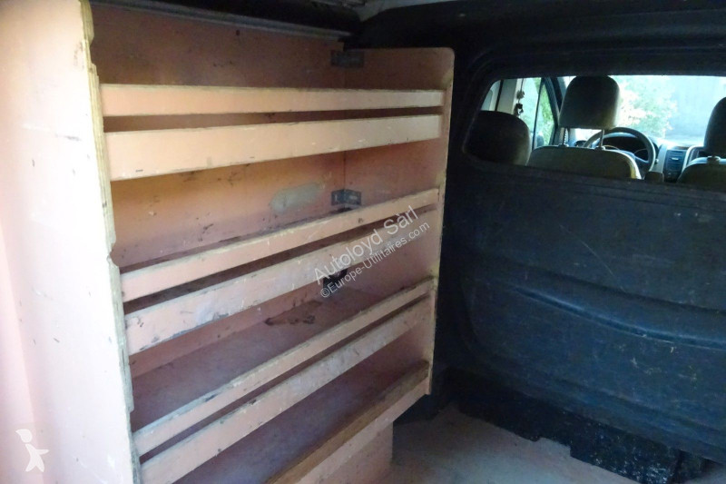 Véhicule utilitaire Renault TRAFIC 1.6 DCI 120...