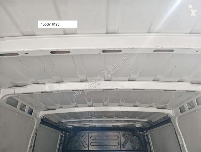 Autoutilitară Iveco