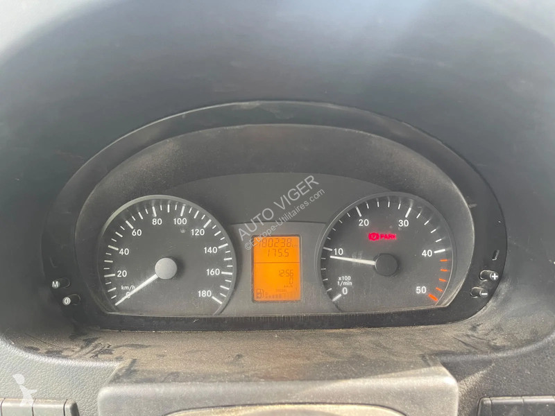 عربة نفعية Mercedes 515 *AHK 2,0t*Wegrijhulp...