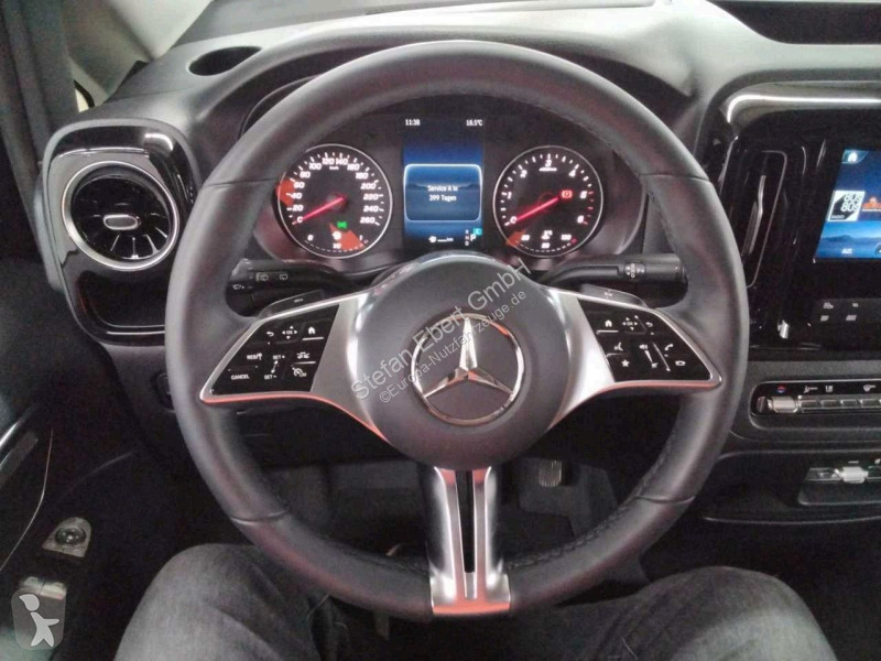 Véhicule utilitaire Mercedes 119 CDI 4x4 Tourer...