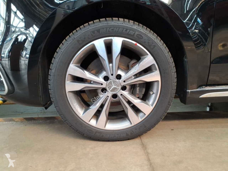 Véhicule utilitaire Mercedes V  d AVA AMG AHK...