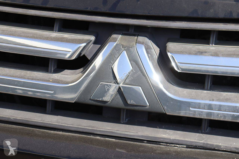 Véhicule utilitaire Mitsubishi