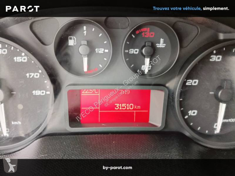 Véhicule utilitaire Iveco 35C16 D BENNE DOUBLE...