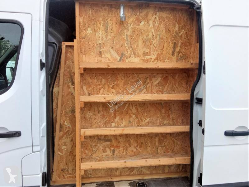 Véhicule utilitaire Renault F3500 L2H2 2.3 DCI...
