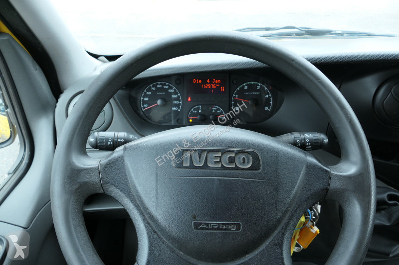 Užitkové vozidlo Iveco Daily 35 S11 C30C...