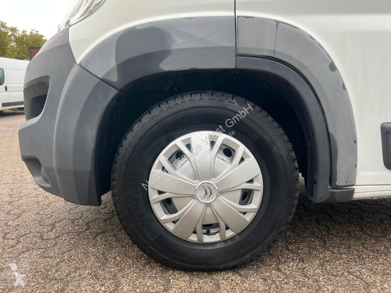 Véhicule utilitaire Citroën Maxi XXL...
