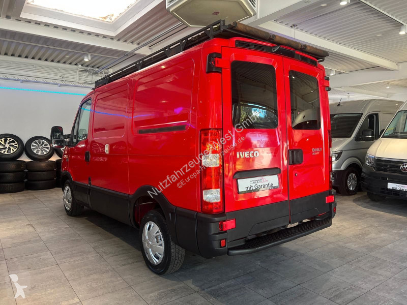 Véhicule utilitaire Iveco...