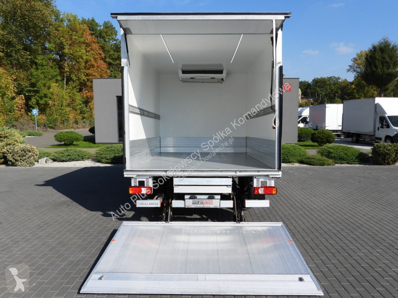 Véhicule utilitaire Iveco 35S16 DAILY