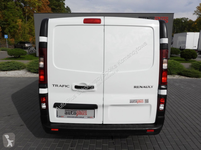 Véhicule utilitaire Renault  TRAFIC